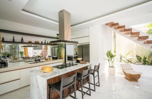 Sunset Road Villa | Villa Samyati Kerobokan
