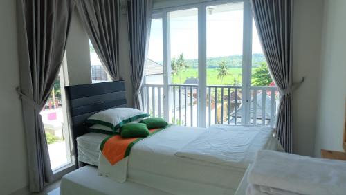 Bangunjiwo Villa | Villa Syariah Grand Bale with Private Pool by Simply Homy
