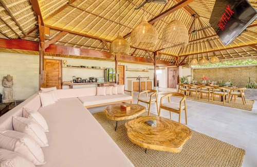 Petitenget Villa | Villa Toscana - Huge 7BDR with 3 Pools