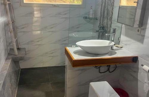 Sukasada Apartment | Villa Wibuti