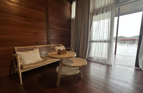Waisai Hotel | Vogelkopf Resort