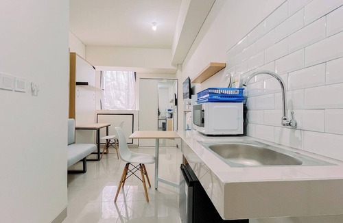 Makassar Apartment | Warm And Comfy Studio Apartment (No Kitchen) Bandaraya - Tallasa City Makassar