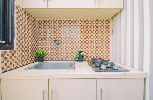 Kebagusan Apartment | Warm And Efficient Studio At Apartment Kebagusan City