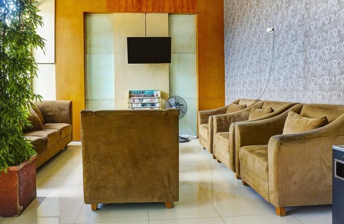 Makassar House | Warm Standard Double Escape Near Panakukang Mall