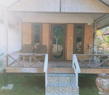 Gili Air Hotel | Why Not Bar And Bungalows