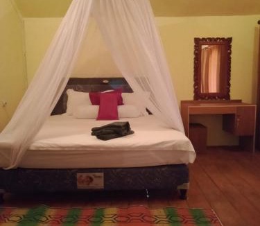 Gili Air Hotel | Why Not Bar And Bungalows #2