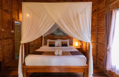 Melayang House | Wild Green Escape near Ubud