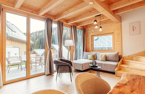 Schonberg House | Wonderful villa for 8 guests with WIFI, TV, terrace and pets allowed