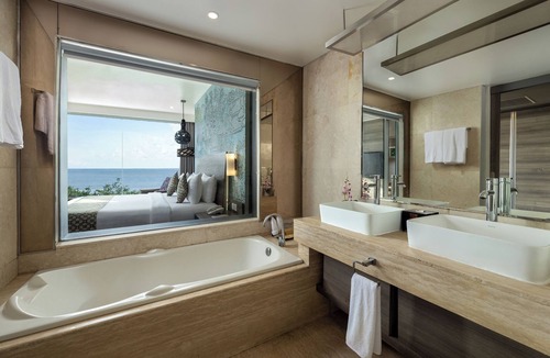 Downtown Kuta Hotel | Wyndham Garden Kuta Beach, Bali