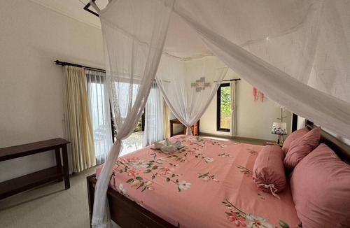 Purwakerti Hotel | Yogika-Center
