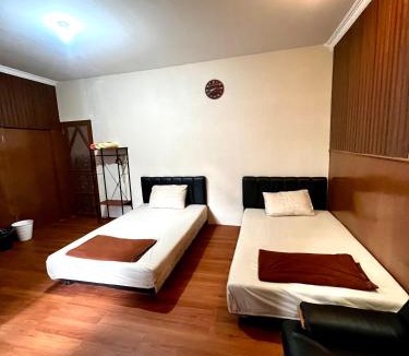 Ngamprah House | Zona Bobo Moslem Friendly By Belgareti