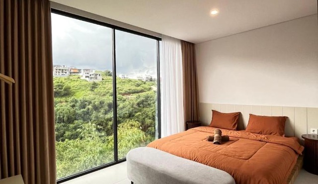 2br pivate pool,karoke & view asri-Villa RBI Dago in Bandung