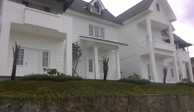 Amaranta Guest House in Batu