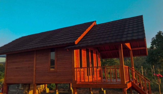 Anorawi Supersuck Surf Accommodation