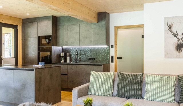 Apartment # 2a with sauna & pool in St. Georgen am Kreischberg