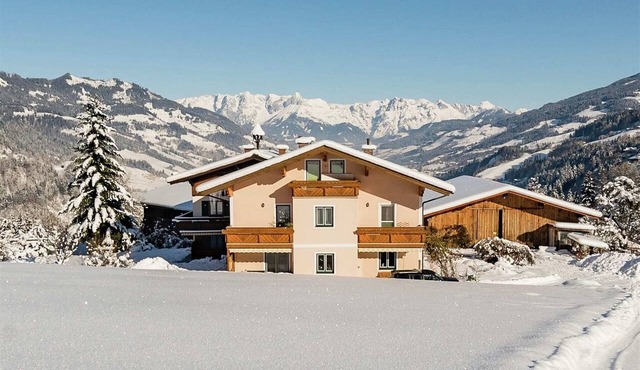 Apartment in Sankt Johann near Ski Area in Sankt Johann im Pongau