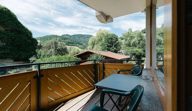 Apartment No. 12 - Rustic vacation apartment, 70 m², 2 bedrooms, 1 living room, max. 4 guests in Simonswald