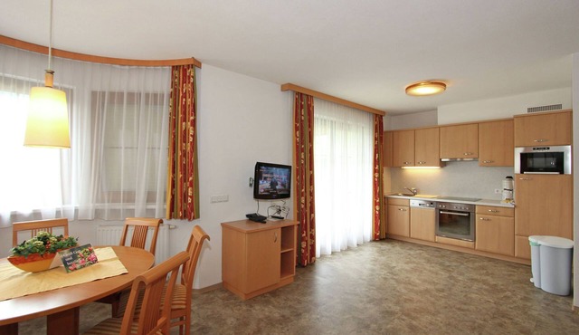 Apartment with sauna in Kaltenbach, Tyrol in Stumm