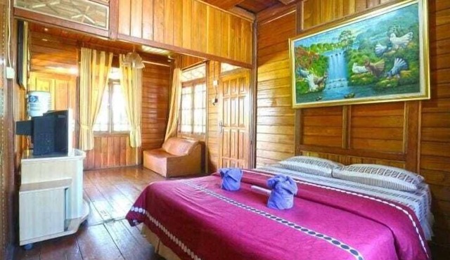 Aquarius Orange Hotel & Villa