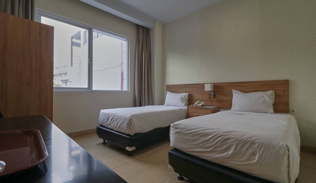 Aranis Hotel