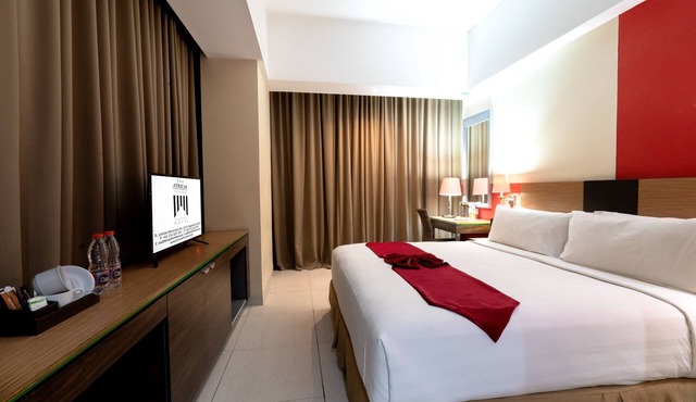 Atrium Premiere Hotel