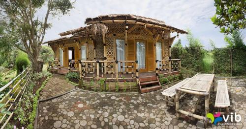 Bamboo Village by Villa in Lembang