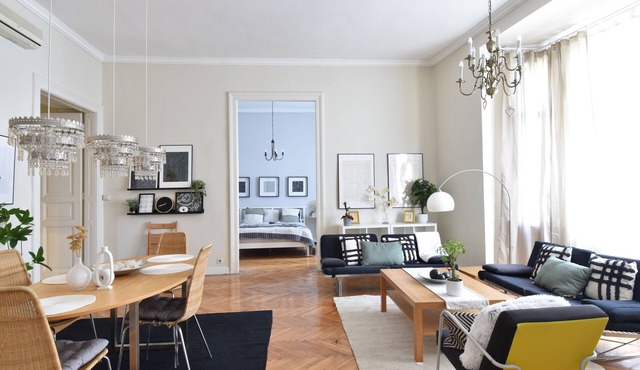 Beautiful 4 bedroom 4 bathroom with terrace in Budapest