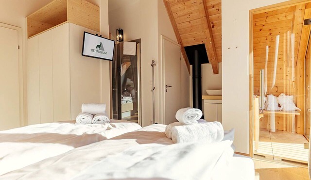Beautiful villa for 6 guests with WIFI, TV, terrace and pets allowed in Lachtal