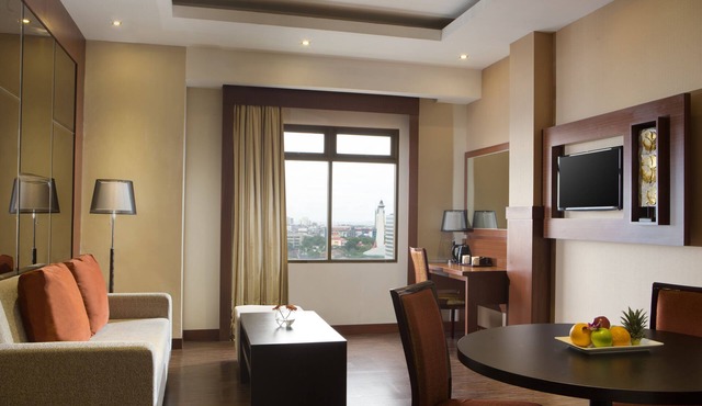 Best Western Plus Makassar Beach