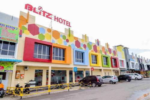 Blitz Hotel Batam Near Sultan Mahmud Ri'ayat Shah in Sekupang
