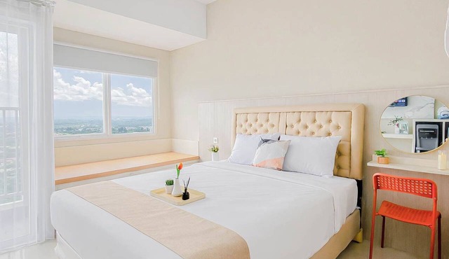 Bright And Cozy Studio At Royal Sentul Park Apartment in Bogor
