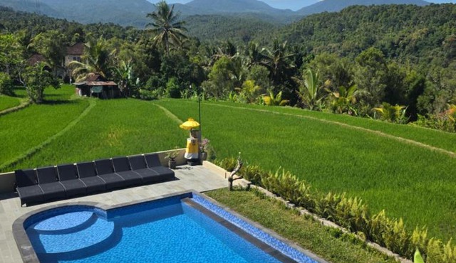 Bukit Luwih House