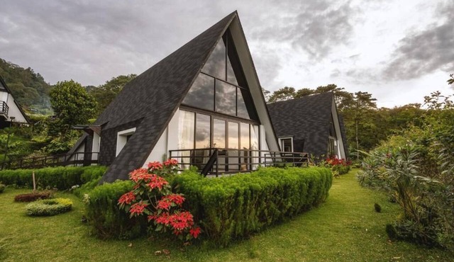 Buyan Lakeside Villas in Buleleng