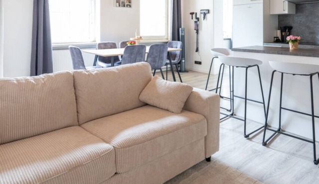 Central in Leoben | 60m² | University & train station nearby | For 6 people | Self check-in 7/24 in Leoben