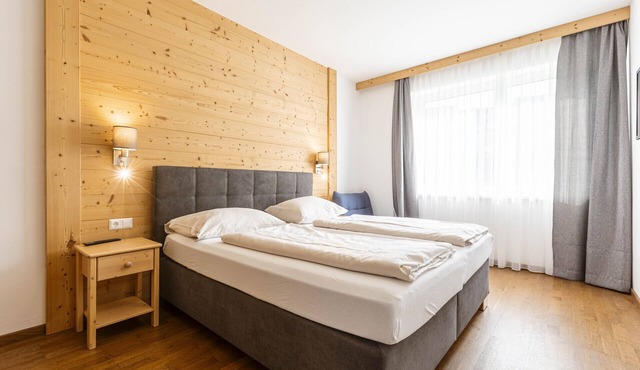 Chalet # 25 for up to 9 people with IR- sauna in St. Lambrecht
