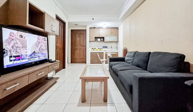 Charming And Enjoyable Stay 2Br At Apartment Great Western in Tangerang