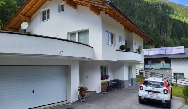 Christians Hamat by Interhome in Ischgl