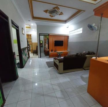 Clara Guest House