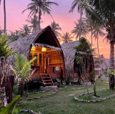Cocochill Surfhouse in Tanjung Setia