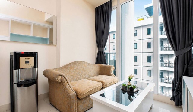 Comfortable And Homey 1Br At Apartment Tree Park City Bsd in Tangerang
