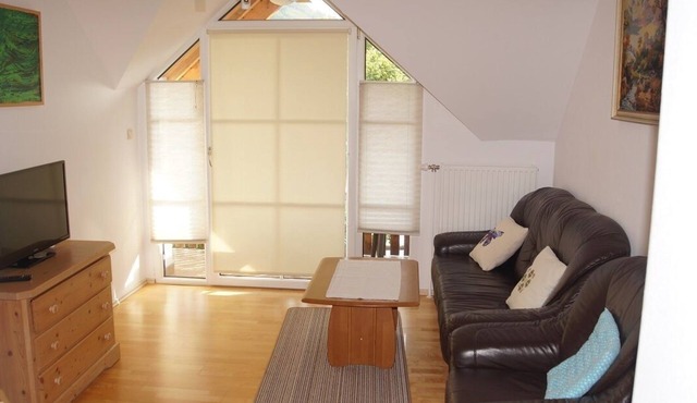 Comfortable apartment (52 m²) with a balcony and a view of the vineyards in Mitterarnsdorf