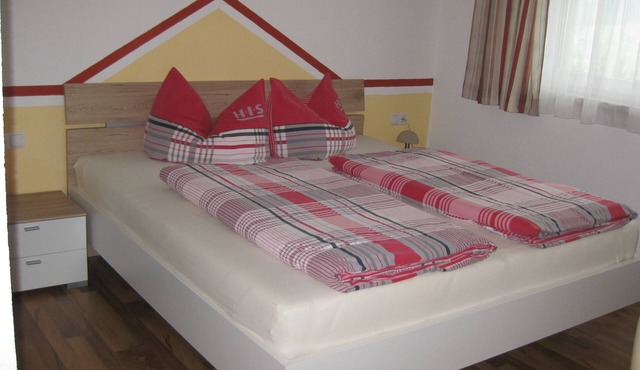 Cozy apartment with panorama over the beautiful Zillertal in Hart im Zillertal