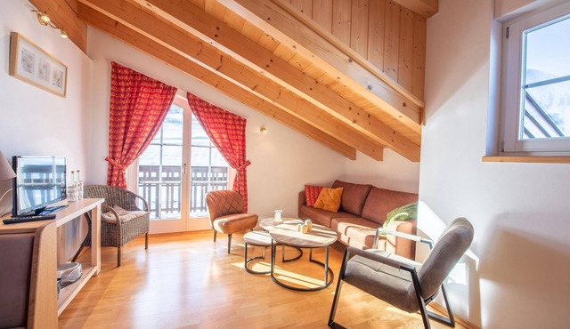 Cozy apartment with mountain views and proximity to the lift in the Zillertal Ar in Krimml