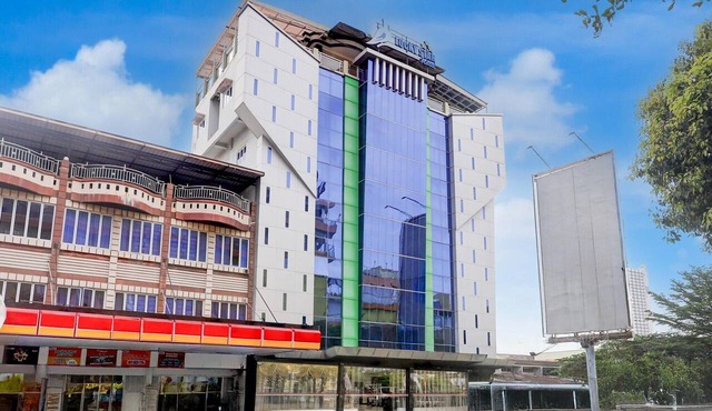 Cozy Double Escape W/Free WiFi and Parking in Batam