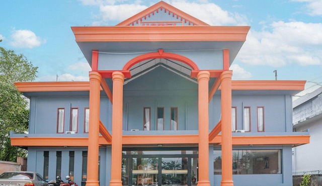 Cozy Double Escape with Free WiFi and Parking in Pekanbaru