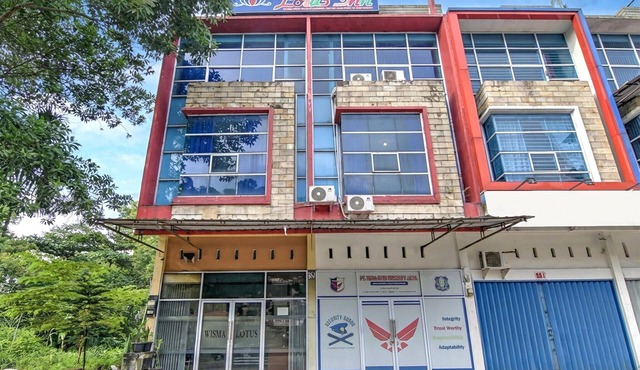 Cozy Double Escape W/Free WiFi and Parking in Pekanbaru