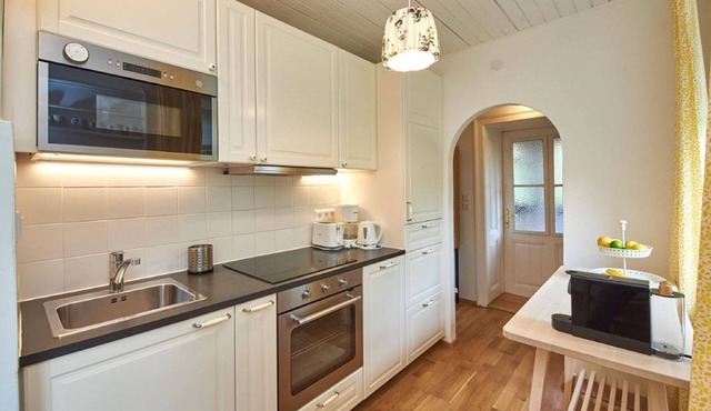 Deluxe Apartment Top 5 with conservatory in Payerbach