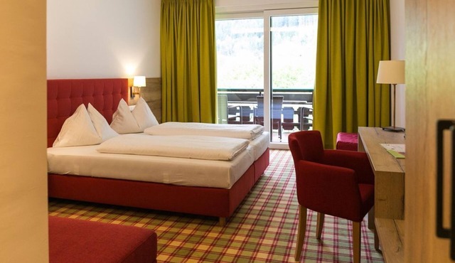 Doppelzimmer - Familiengut Hotel Burgstaller in Döbriach