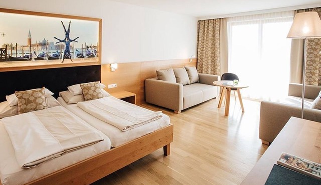 Double room Landskron, breakfast - Hotel SeeRose in Tschöran