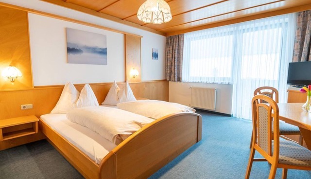 Double room, shower, WC, balcony - Gasthof Kirchenwirt in Sankt Aegidi